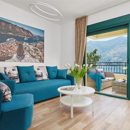 Iva'S Sea View Balcony Apartment Kotor Exterior photo
