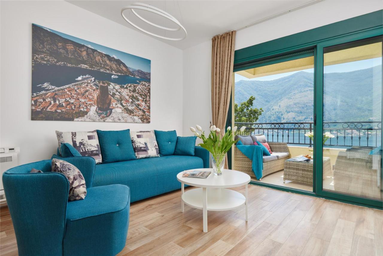 Iva'S Sea View Balcony Apartment Kotor Exterior photo