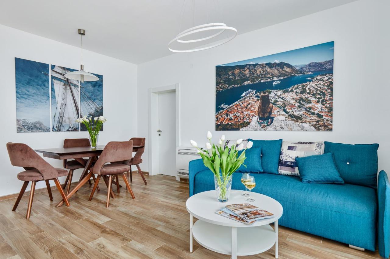 Iva'S Sea View Balcony Apartment Kotor Exterior photo